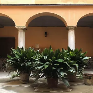 Casa Giulietta , Cremona Italia